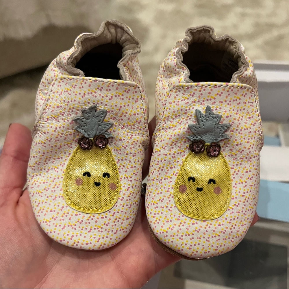 NIB Robeez soft soles.